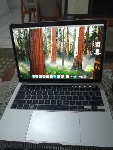 Macbook M1 8GB Ram 245 SSD