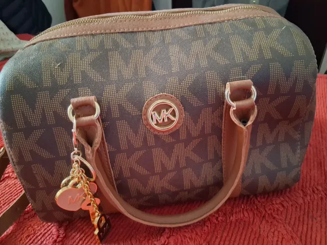 Bolsa MK nova