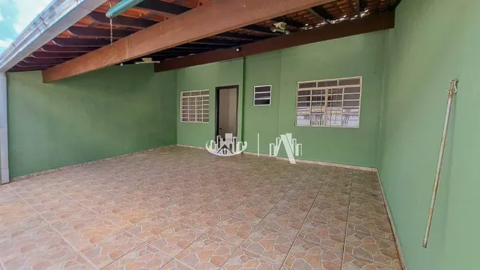 Casa com 3 quartos à venda, 75 m² por R$ 325.000 - Jardim Acapulco - Londrina/PR