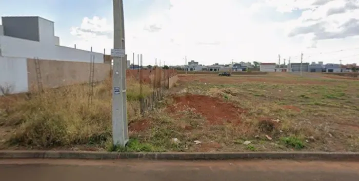 Terreno à venda no bairro Novo Mundo em Uberlândia