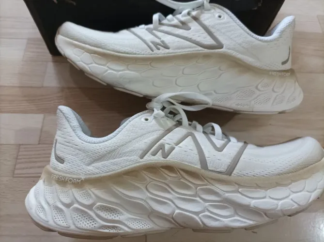 Tênis new balance fresh foam x more V4