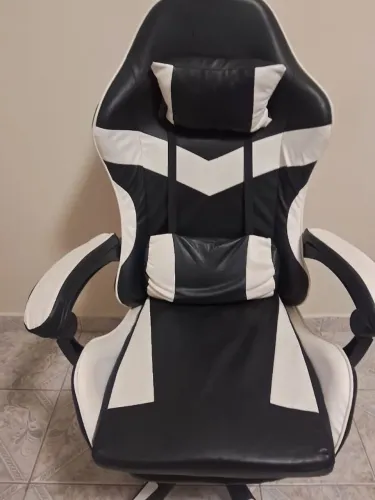 CADEIRA GAMER SEMI NOVA POUCO USO