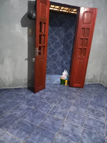 Aluguel de uma casa na varzea