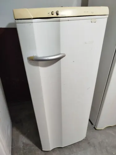 Geladeira electrolux