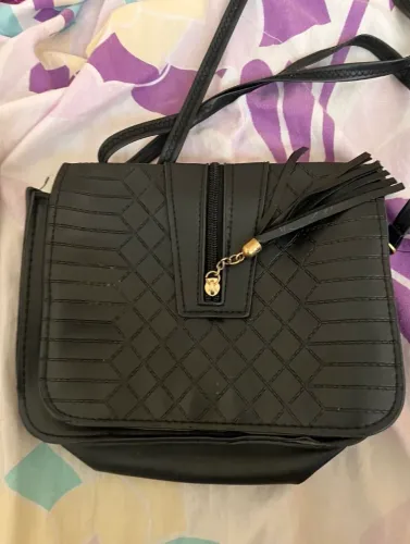 Bolsa preta pequena
