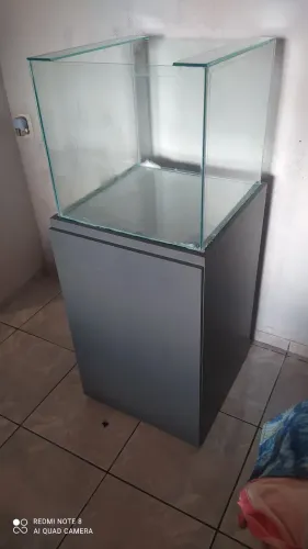 Aquário com movel novo