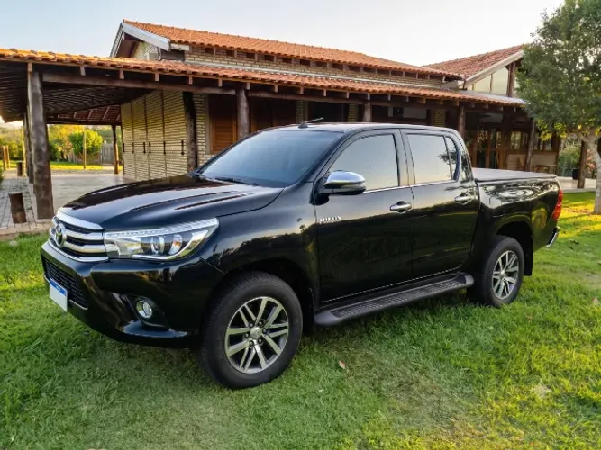 Toyota Hilux CD SRX 4X4 2.8 TDI 16V Diesel Aut. 2018