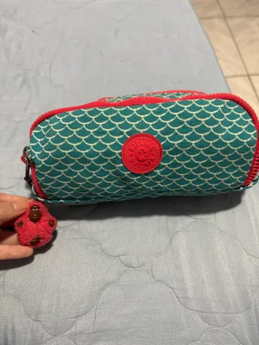 Estojo Kipling 