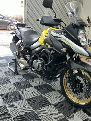 Suzuki V-Strom 650 XT - 2019- Muito Conservada
