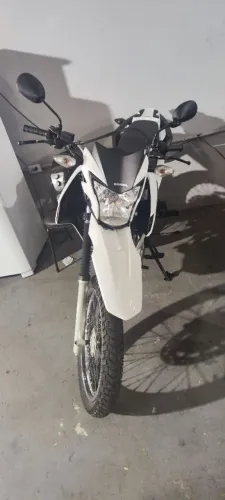 HONDA NXR BROS 160 BRANCA 2022 Shalon veículos Cariacica