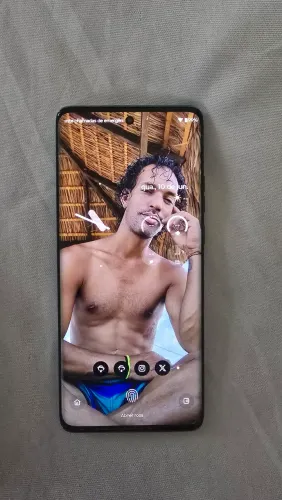 Moto edgle 40 neo