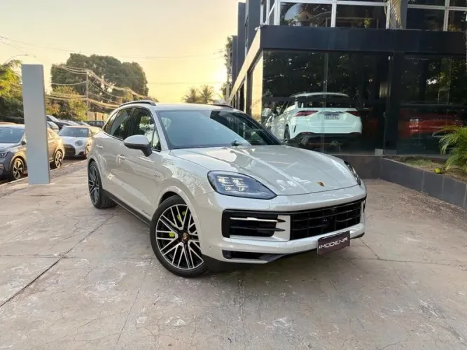 Porsche Cayenne E-hybrid 3.0 V6 462cv 2024
