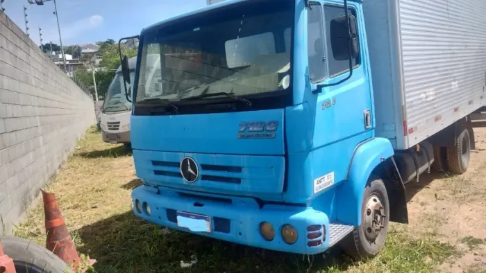 Mercedes Benz MB 712 1999