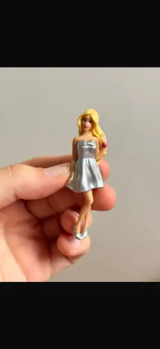 Barbie Kinder ovo (2012)