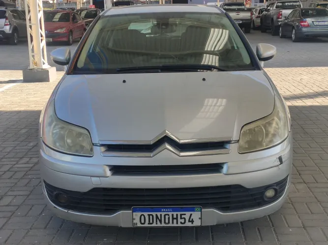 Citroen C4 GLX 2.0 Flex 16V 5P Aut. 2012