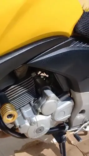 CB300 R IMPECÁVEL