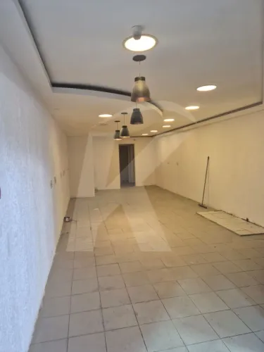 Ponto Comercial Estratégico em Santana: O Cenário Perfeito para o seu Sucesso!