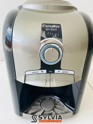 Gelagua de mesa