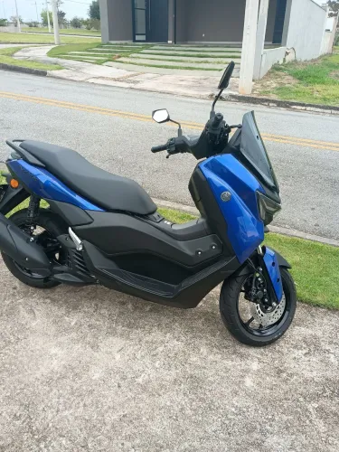 Nmax 160 em estado de zero
