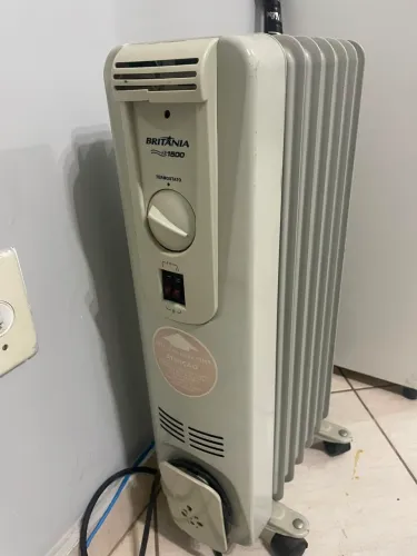 Aquecedor à óleo 110V