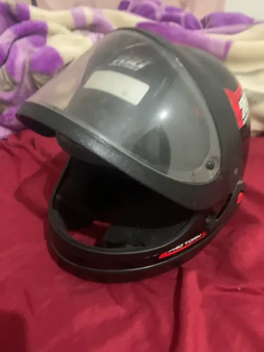 Vende-se, os dois por 100