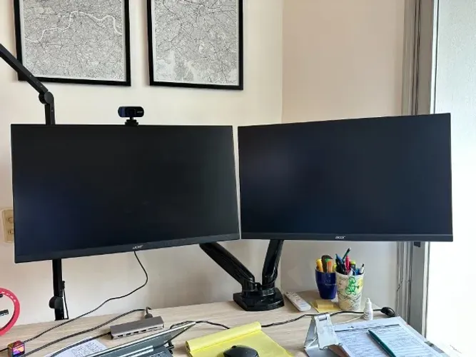 2 monitores Acer KB272 Bbi 27?