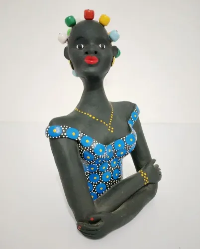 ESCULTURA MULHER AFRICANA SILVANO EUDÓCIO (NOVA)