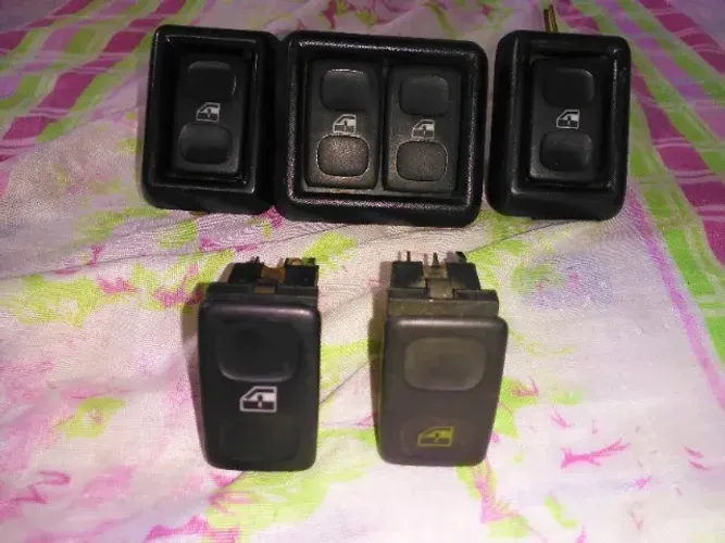 Botões/Interruptor Originais VW do vidro Gol Parati Voyage Saveiro Santana Quantum 87 a 94