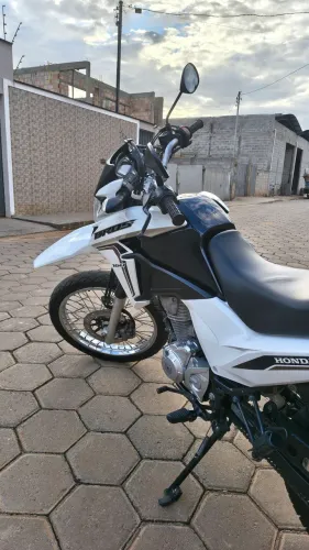 Bros 160 modelo 2023
