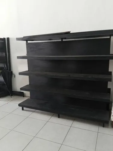 Vendo prateleira central