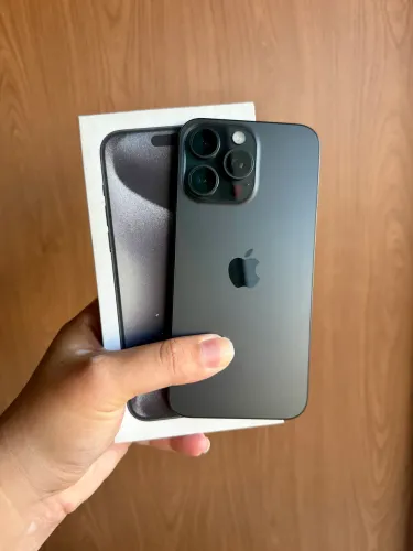 iPhone 15 Pro Max 256gb Titânio Preto Estado de Novo