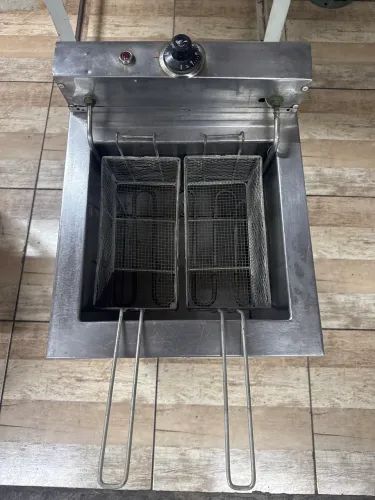 Fritadeira elétrica 220W