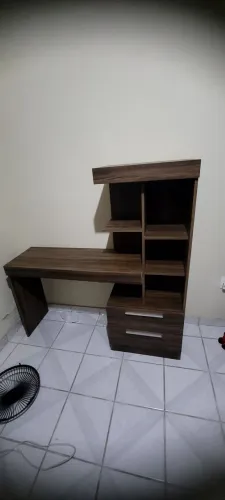 Vendo mesa de estudos/escrivaninha por 230 reais