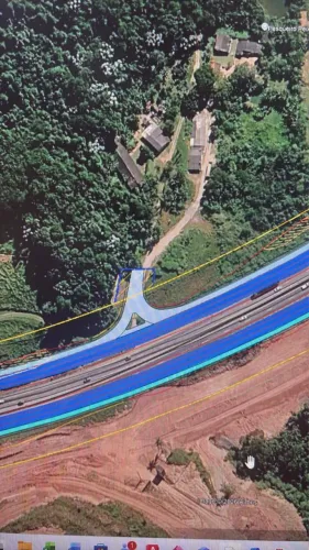 Terreno de frente para asfalto na rodovia Dutra