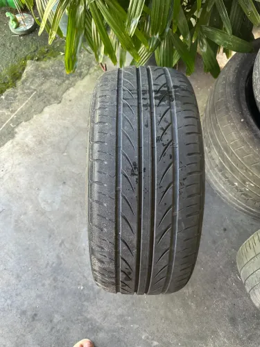 Pneu aro 20