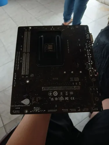 Kit ryzen 5500 a520m msi 16gb ram husky 3200mhz