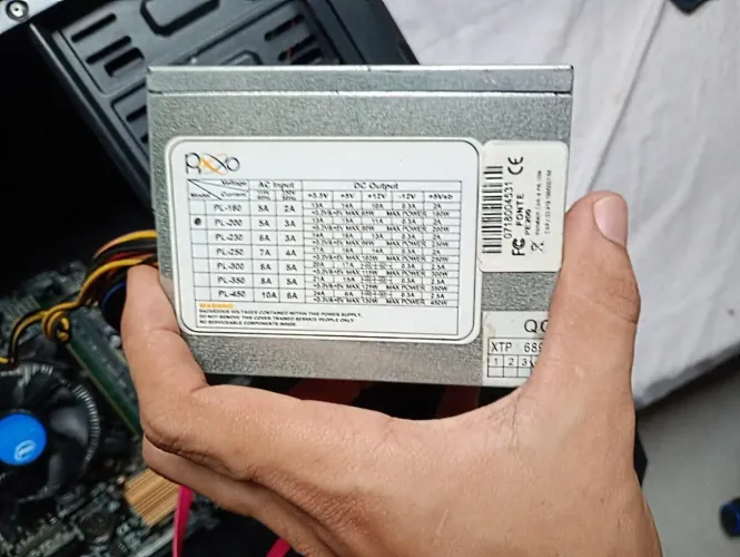 Fonte 200w Pixxo+Cabo de força