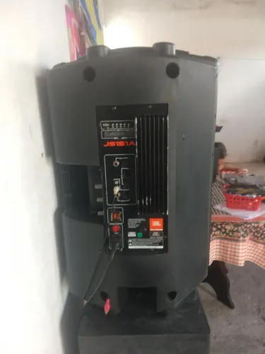 Caixa caixa amplificada jbl