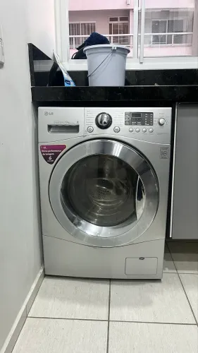 Máquina lava e seca