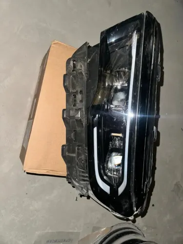 Farol Esquerdo Ram Rampage Rebel 2024