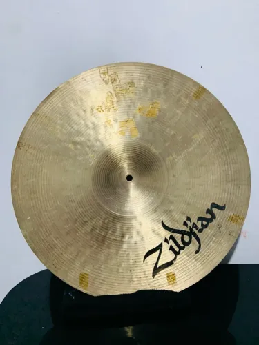 Prato ZILDJAN RIDE linha K 18?