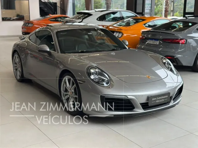 Porsche 911 Carrera 3.0 24V H6 PDK 2018