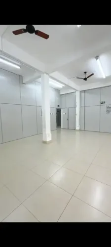 Sala comercial para locação no Centro !