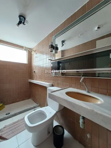 Apartamento com 4 quartos em Aflitos
