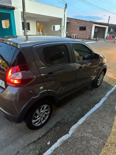 Fiat Mobi Like 1.0 Fire Flex 5P. 2022