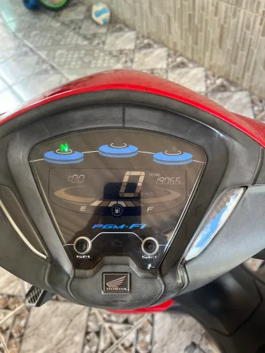 Vende-se uma Biz 125cc impecável