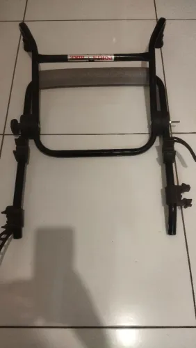 Suporte transbike de porta-malas de carro, cabe duas bikes - universal