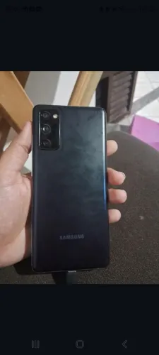 Celular galaxy s20 fe