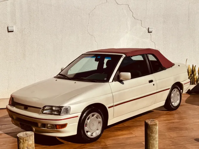 Ford Escort XR3 2.0i 1993