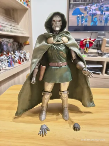Dr Doom Destino 1/6 Marvel Legends Custom